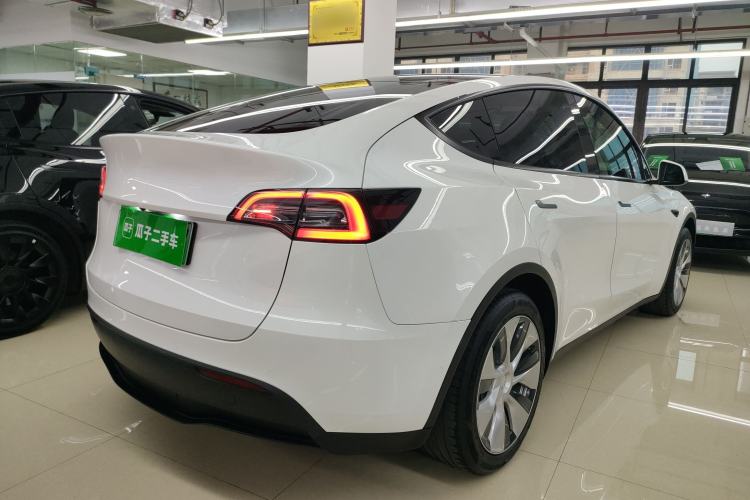 Used Tesla Model Y 2022 Rear-Wheel-Drive Version