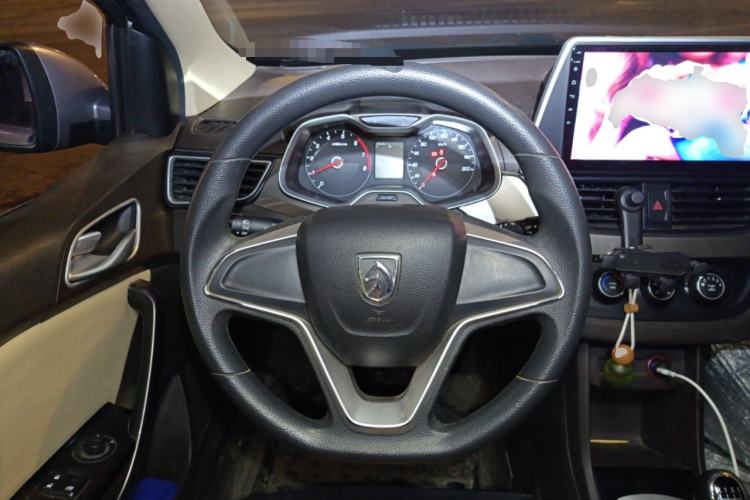 Used Baojun 310W 2017 1.5L Manual Comfort Version China V