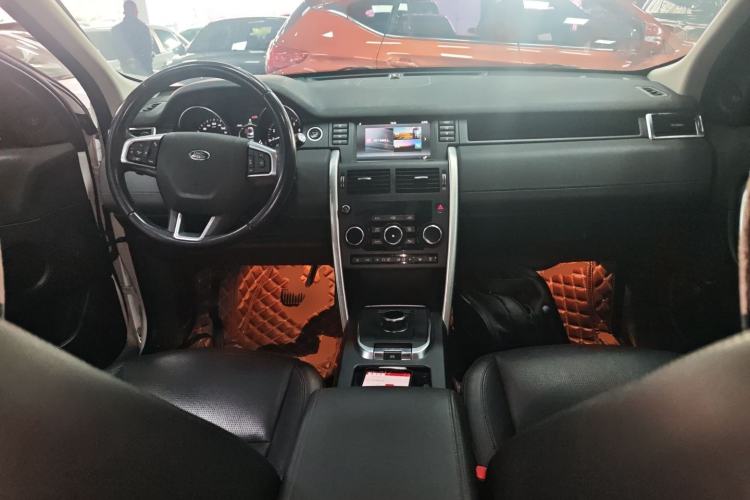 Used Land Rover Discovery Sport 2018 240 PS SE Version
