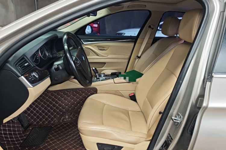 Used BMW 5 Series 2013 525Li Luxury Model