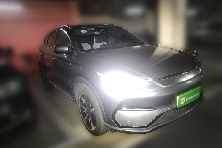 Used BYD Song PLUS New Energy 2021 EV Flagship Model Front Right 45 Deg