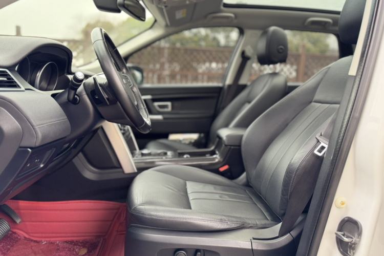 Used Land Rover Discovery Sport 2019 240 PS SE Version China VI Standard
