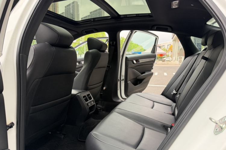 Used Honda Inspire 2022 260TURBO Elegant Edition Interior 4