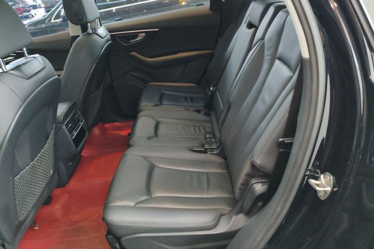 Used Audi Q7 2020 55 TFSI quattro S line sports model