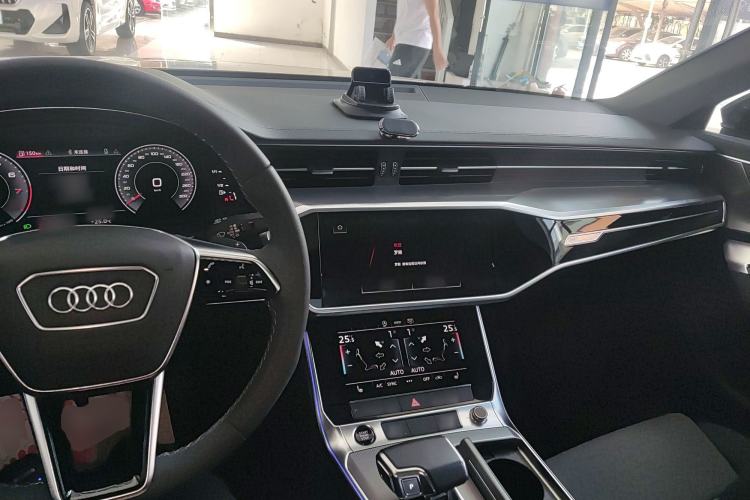 Used Audi A6L 2021 45 TFSI Prestige Dynamic Edition Center Console