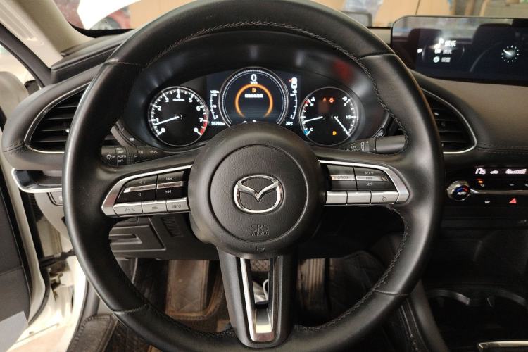 Used Mazda 3 Axela 2021 2.0L Automatic Zhiyao Edition Steering Wheel