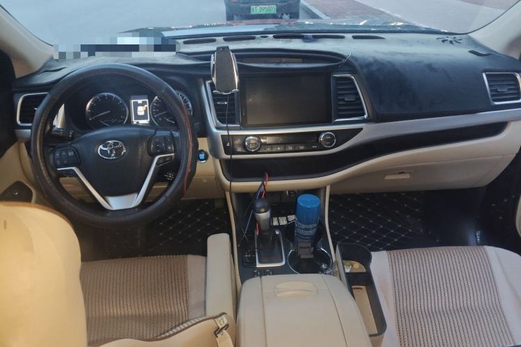 Used Toyota Highlander 2018 2.0T Four-Wheel Drive Prestige Version 7 Seats China V Emission Standard
