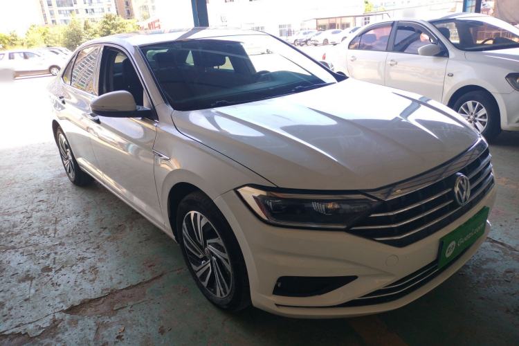 Used Volkswagen Sagitar 2021 280TSI DSG Comfort Connect Edition Front Right 45 Deg