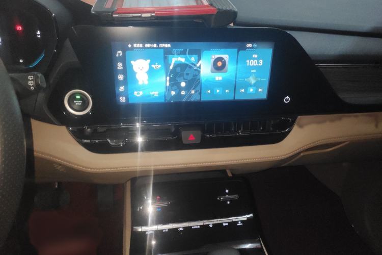 Used Wuling Victory 2023 2.0L DHT Deluxe Edition
