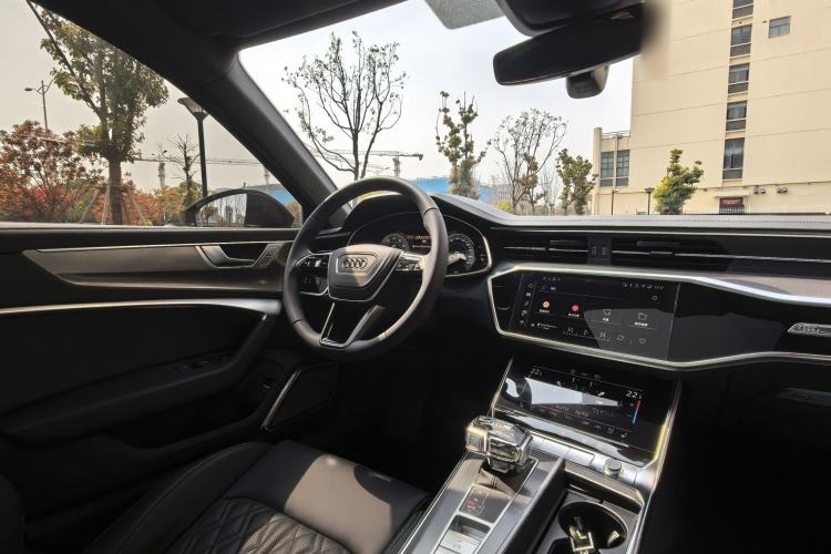 Used Audi A6L 2025 Revised 45 TFSI Prestige Dynamic Edition
