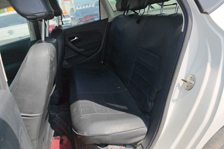 Used Volkswagen Polo 2016 1.4L Manual Fashion Model Left Rear Seat