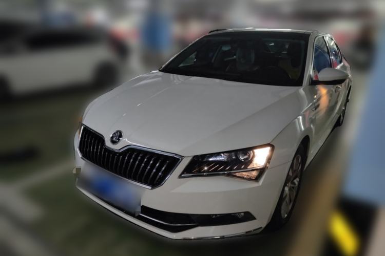 Used Skoda Superb 2016 Facelifted TSI380 DSG Flagship Edition