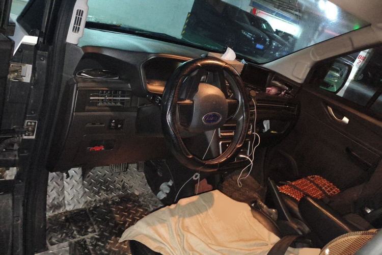 Used Karry Dolphin EV 2021 Upgraded Smart Enjoyment Model Center Console