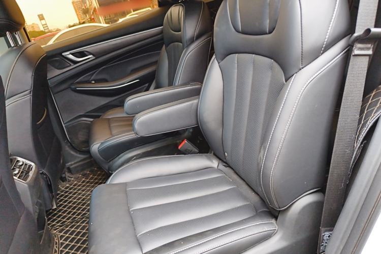 Used Dongfeng Fengon 580 2022 1.5T Automatic Luxury Version