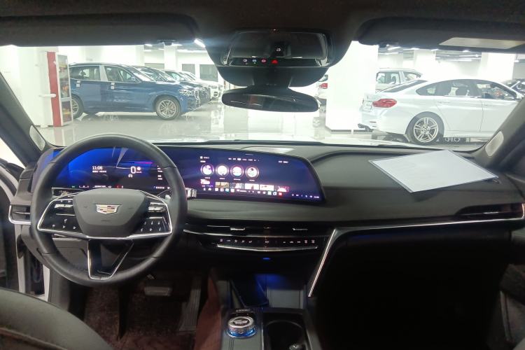 Used Cadillac CT6 2023 28T Luxury Version