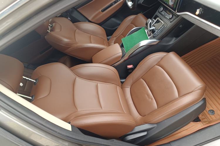 Used Geely Auto Emgrand X7 Sport 2021 1.8TD DCT Two-Wheel Drive Asian Games Edition Right Front Seat