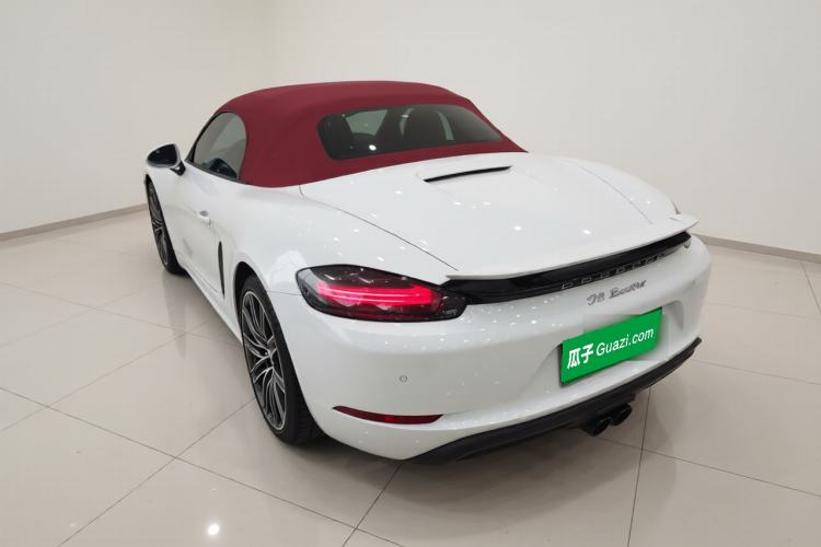Used Porsche 718 2022 Boxster 2.0T Exterior 2