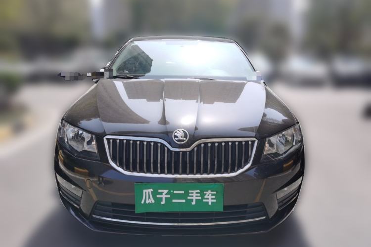 Used Skoda Octavia 2017 1.6L Manual Smart Drive Edition