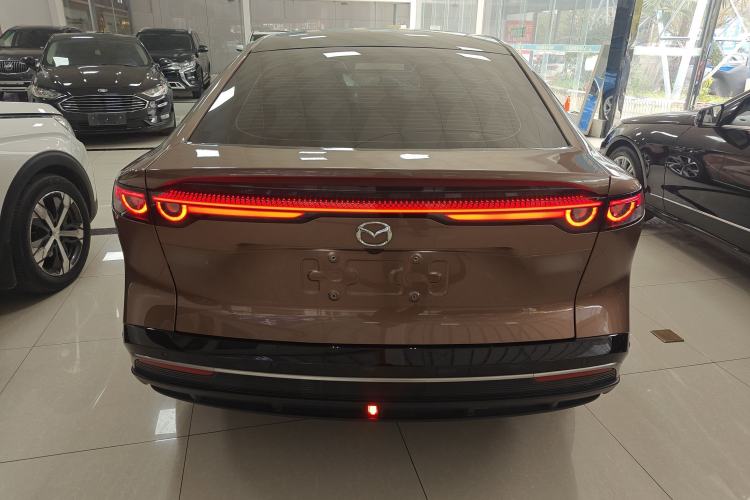 Used Mazda EZ-6 2024 Range-Extended 200 Luxury Edition
