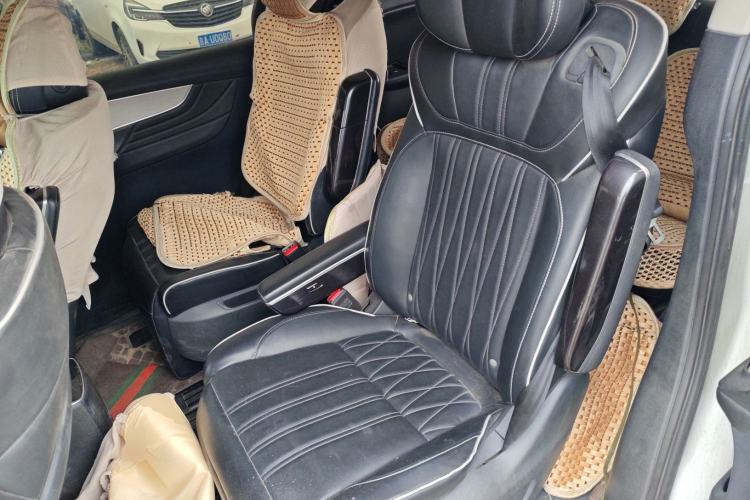 Used Roewe iMAX8 2021 400TGI Supreme Series Lu Zun Edition