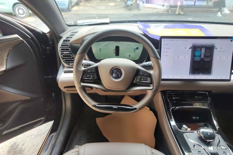 Used BYD Han 2024 EV Glory Edition 506KM Front-Wheel-Drive Premium Model