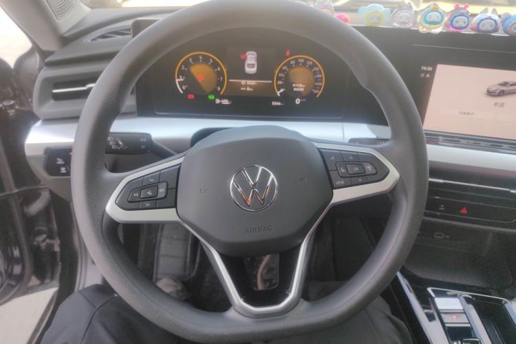 Used Volkswagen Lamando 2024 Lingdu L 200TSI DSG Trendy & Spicy Edition
