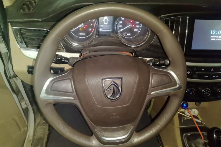 Used Baojun 730 2016 1.5L Manual Standard Version 7 Seats
