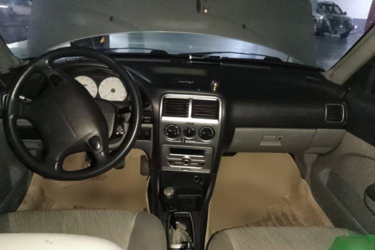 Used Suzuki Lingyang 2012 1.3L Base Version
