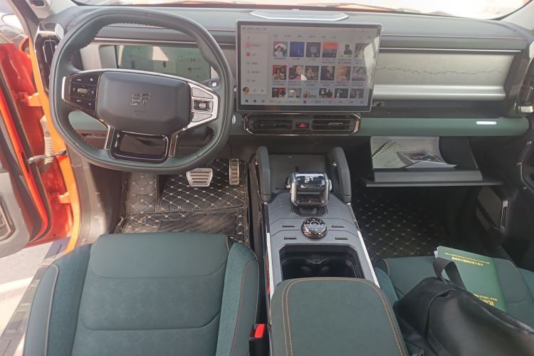 Used JETOUR Traveler 2023 2.0T Four-Wheel Drive Conqueror