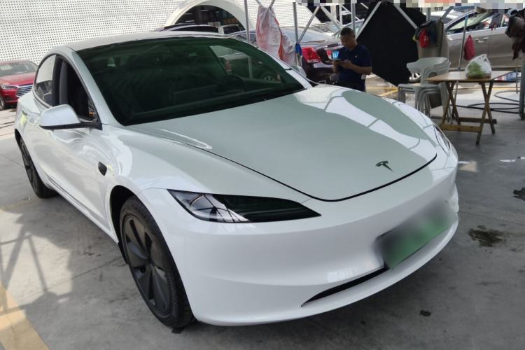 Used Tesla Model 3 2025 Rear-Wheel-Drive Version Front Right 45 Deg