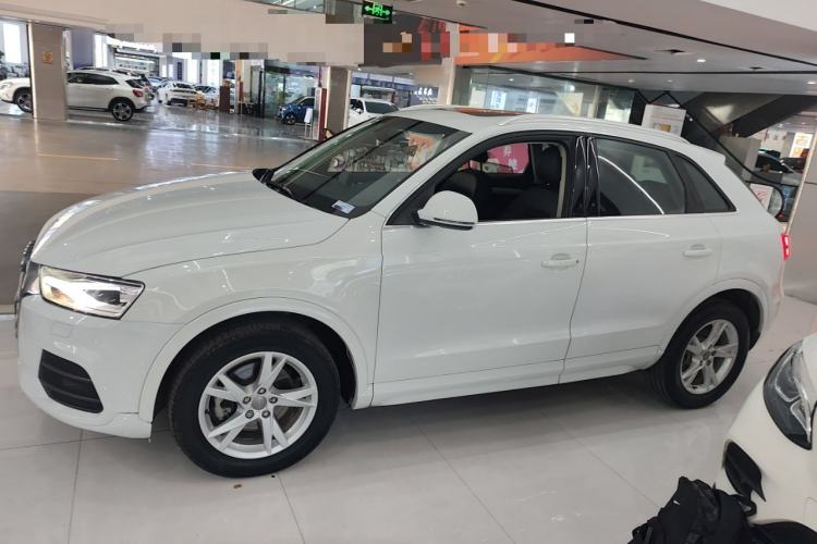 Used Audi Q3 2017 35 TFSI Fashion Model
