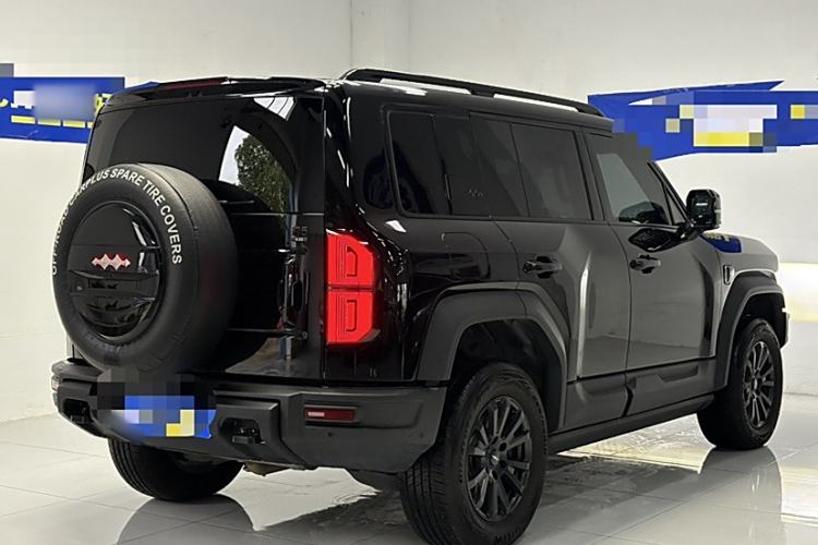 Used Formula Leopard Leopard 5 2023 Explore Edition