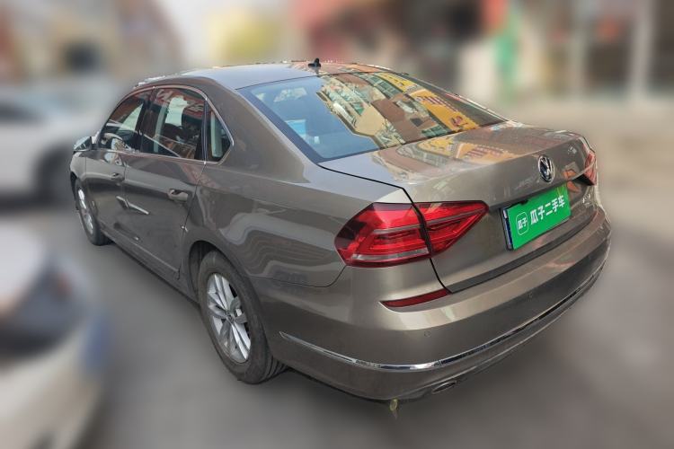 Used Volkswagen Passat 2016 330TSI DSG Luxury Edition Rear Left 45 Deg