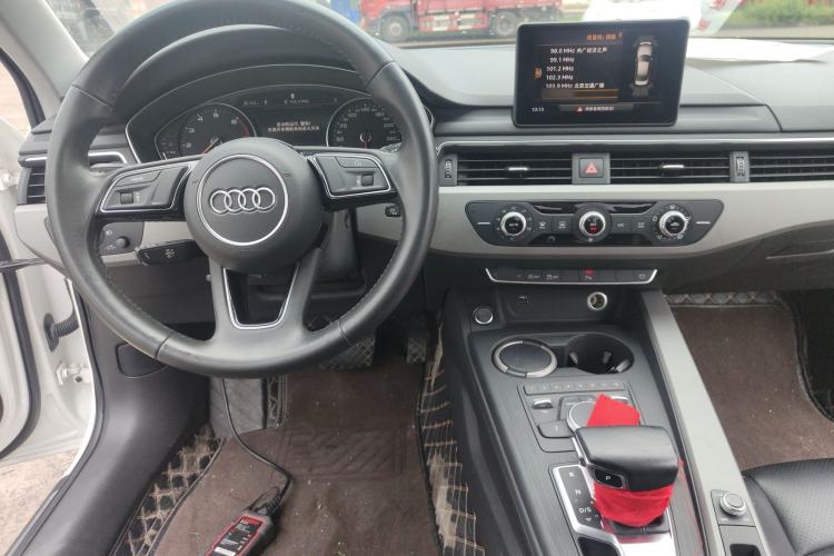 Used Audi A4L 2019 40 TFSI Ambition China VI