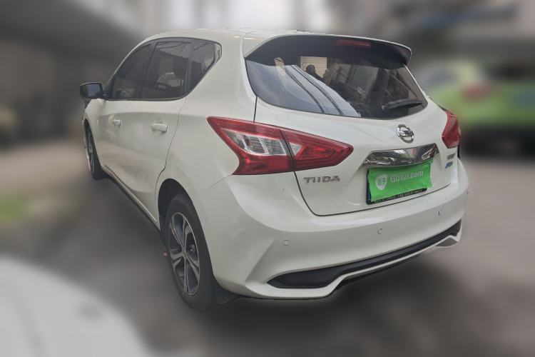 Used Nissan Tiida 2016 1.6L CVT Cool Dynamic Edition