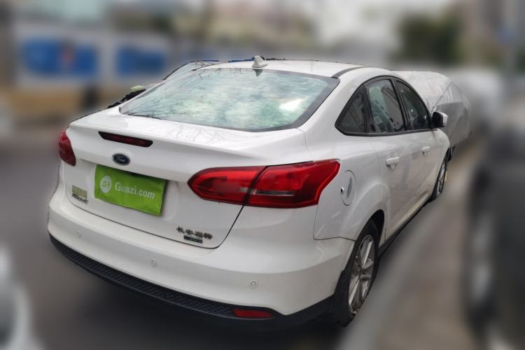 Used Ford Focus 2017 Sedan EcoBoost 125 Automatic Supreme Style SmartDrive Edition
