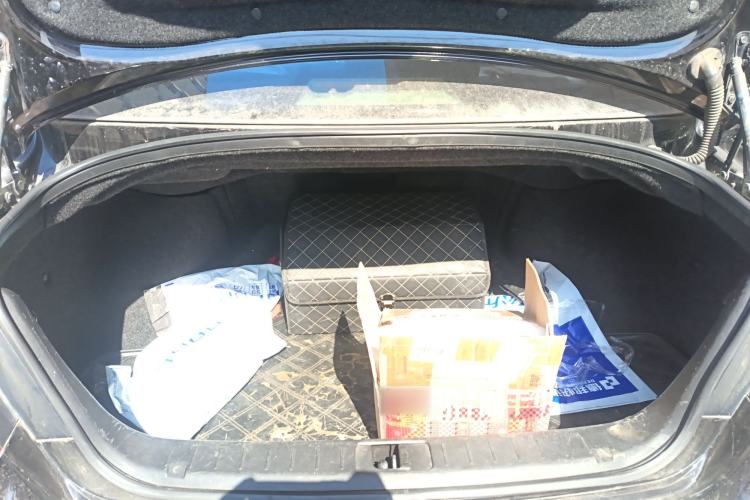 Used Infiniti M Series 2012 M25L Comfort Edition Trunk