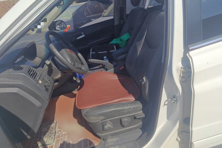 Used Roewe W5 2011 1.8T 2WD Manual Chiyu Edition