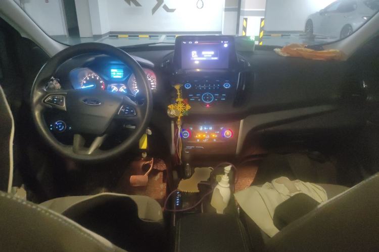 Used Ford Kuga 2017 EcoBoost 180 Two-Wheel-Drive Elite Trim Center Console