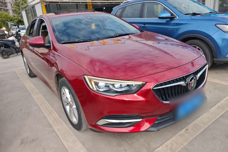 Used Buick Regal 2017 20T Prestige Model Front Right 45 Deg