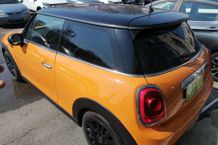 Used MINI 2014 1.5T COOPER Fun
