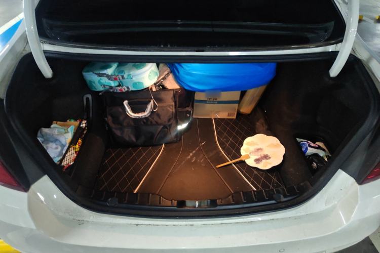 Used BMW 5 Series 2014 520Li Elegant Model
