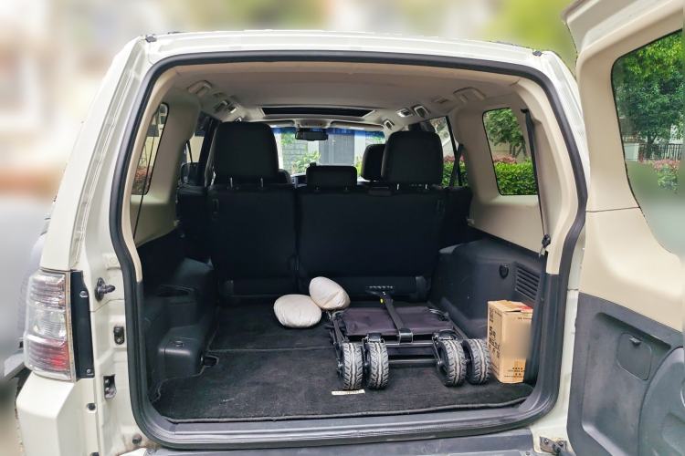 Used Mitsubishi Pajero 2014 3.0L Elite Upgrade Edition
