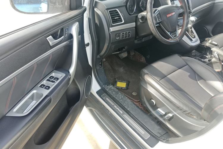 Used Haval H6 2015 Sport Edition 1.5T Automatic Two-Wheel Drive Luxury Model
