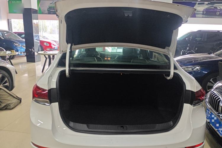 Used Buick GT 2021 Revised Version Flagship 1.5L Automatic Elite Edition Trunk