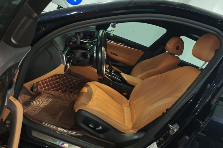 Used BMW 5 Series 2019 530Li Leading Model M Sport Package
