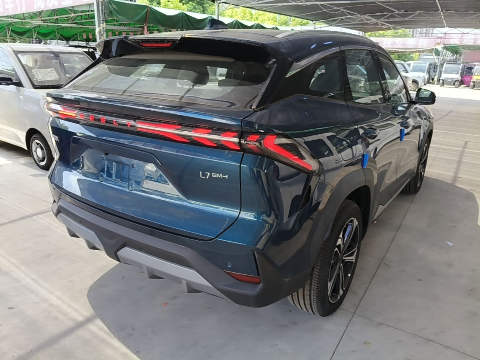 Geely Galaxy L7 2025 EM-i 115km Exploration Edition — снимка 6