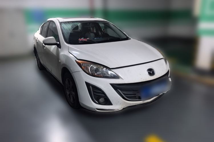 Used Mazda 3 2015 Sedan 1.6L Automatic Elite Model
