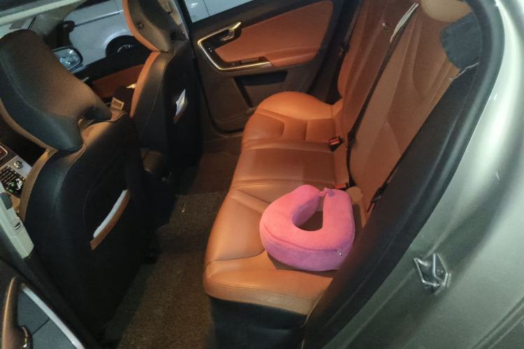 Used Volvo S60 2014 S60L 2.0T Zhiyuan Edition