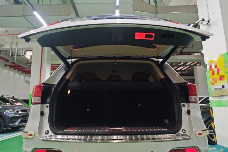 Used Hanteng X7 2016 2.0T DCT Luxury Version
